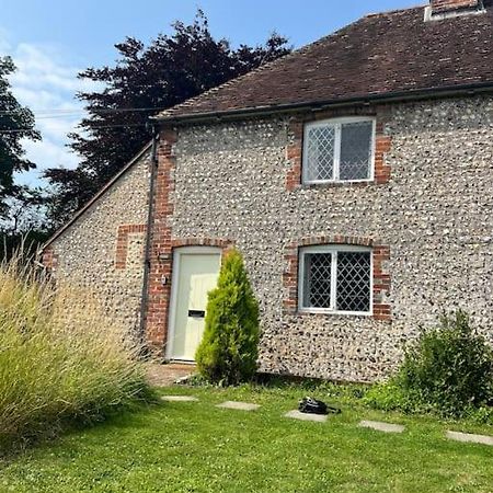 Wish End Cottage Ratton Eksteriør bilde