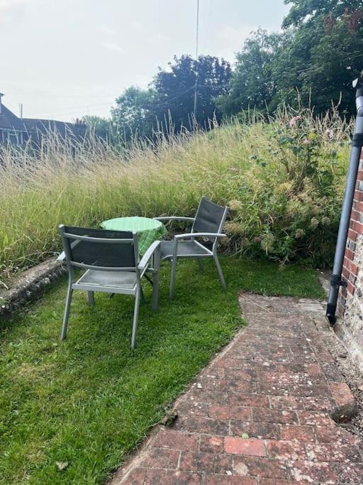 Wish End Cottage Ratton Eksteriør bilde
