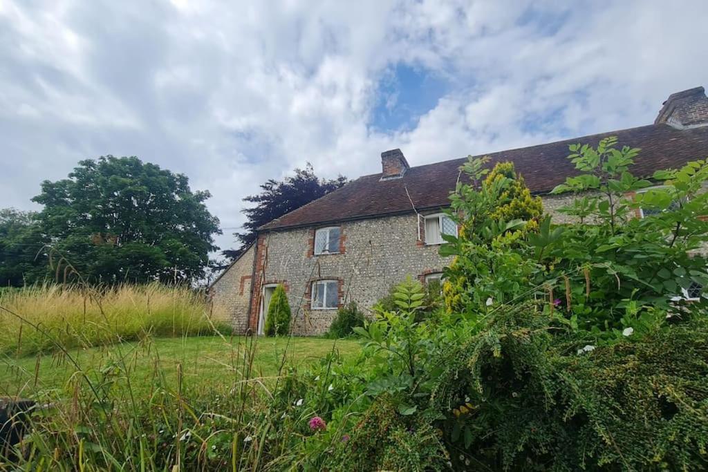 Wish End Cottage Ratton Eksteriør bilde
